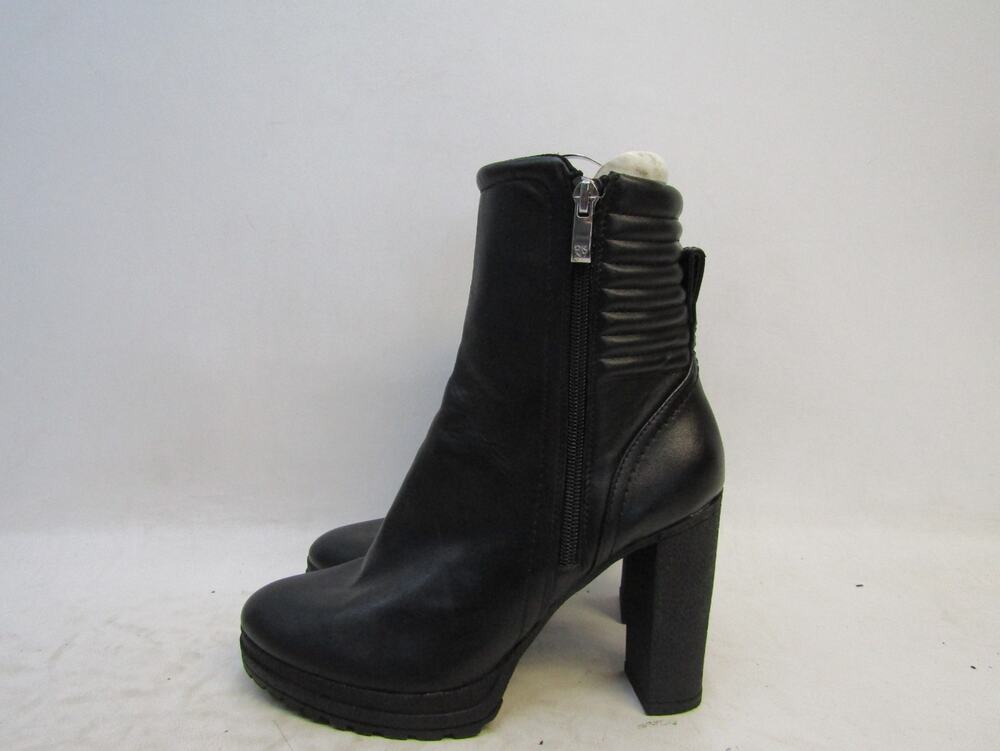 DKNY Womens Size 7.5 Black Leather Zip Ankle Fashion Boots Bootie